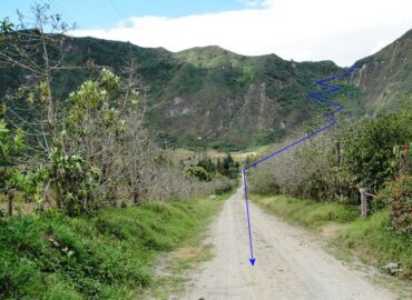 Ruta de descenso al cráter del Pululahua, Ecuador