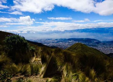 Vistas de Quito desde la Estación Alta del Teleferiqo