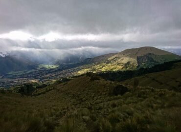 Nubes y sol, valle de Zuleta