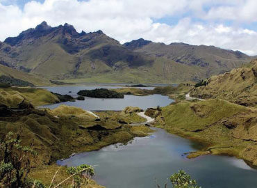 Ayapungo Peak